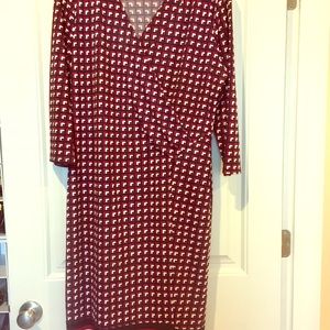 Perfect dress for travel and business!